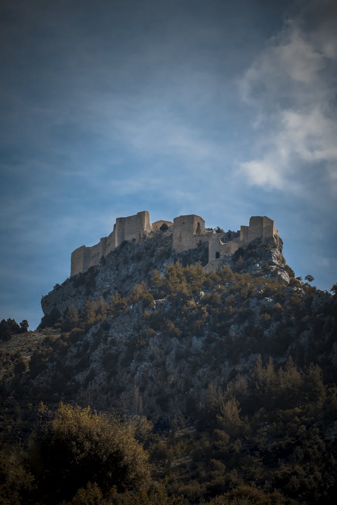 Colline du Château (Castle Hill)