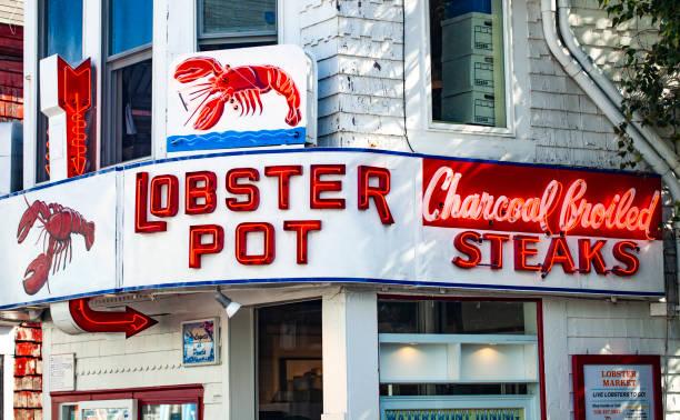 Where Can You Find the Best Boston Lobster Roll